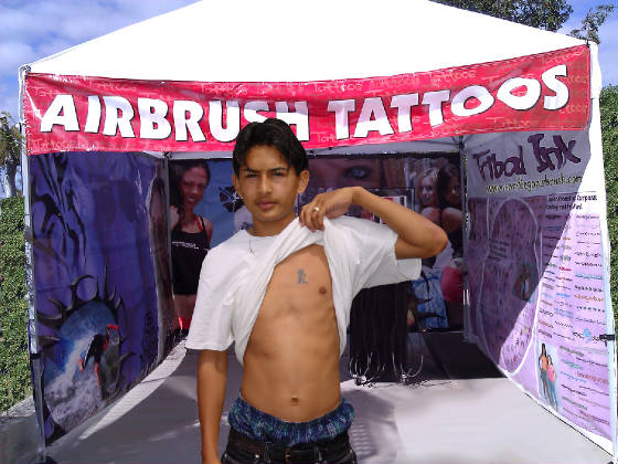 airbrushboyweb3.jpg
